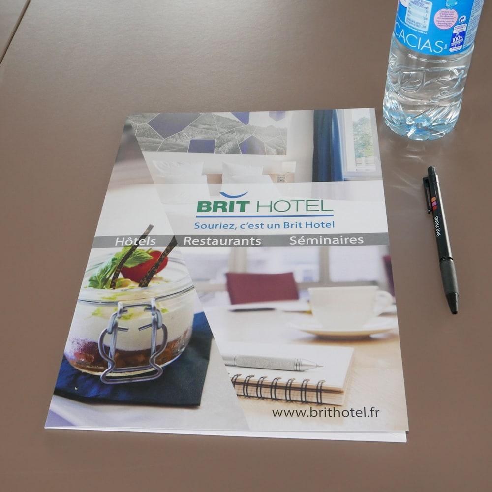 Brit Hotel Du Stade Rennes Ouest Zewnętrze zdjęcie