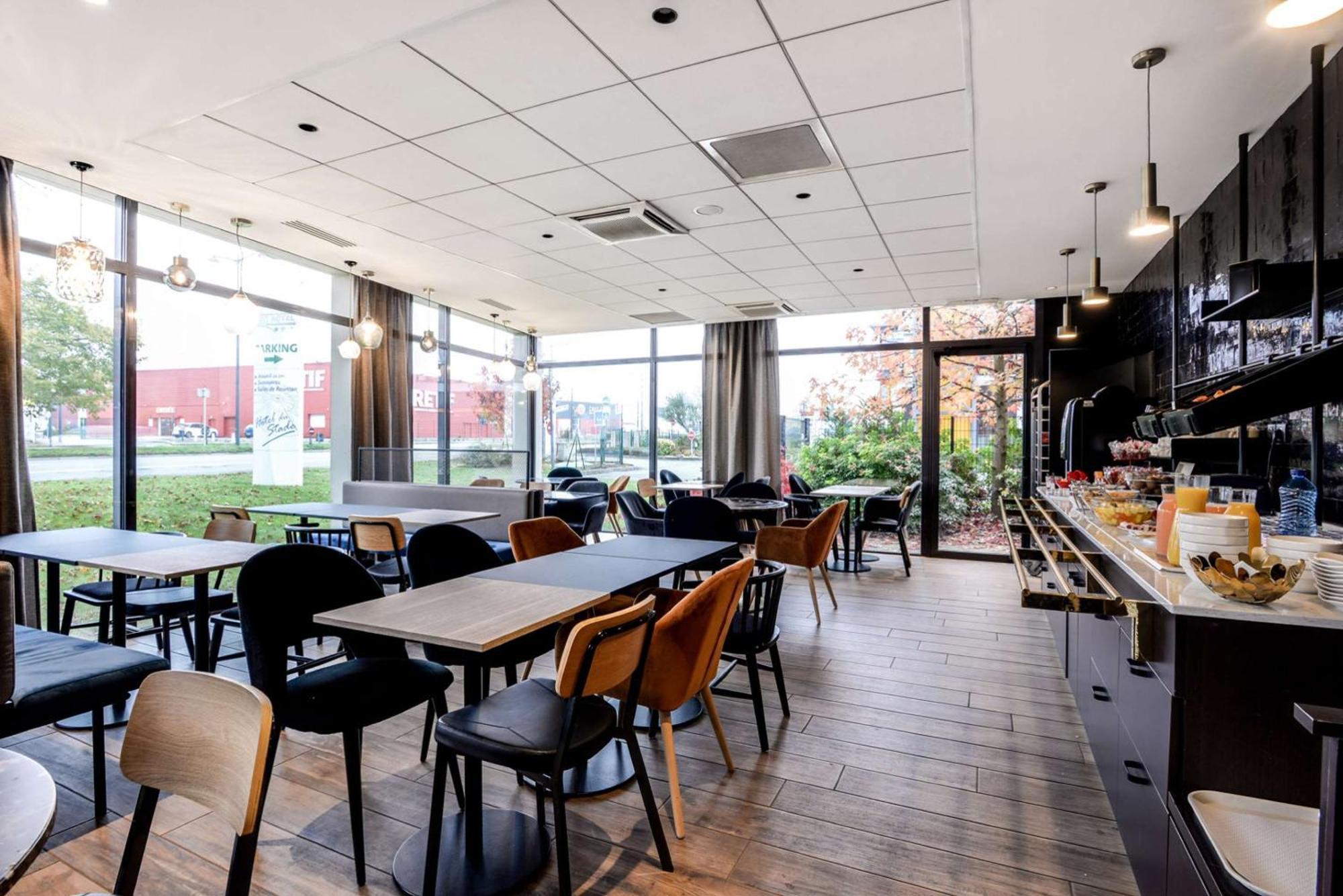 Brit Hotel Du Stade Rennes Ouest Zewnętrze zdjęcie