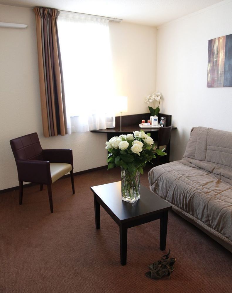 Brit Hotel Du Stade Rennes Ouest Zewnętrze zdjęcie